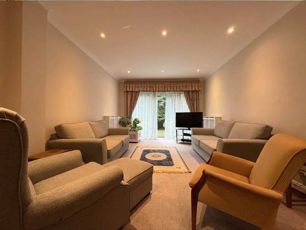 Marsh Lane, Mill Hill, NW7, Mill Hill